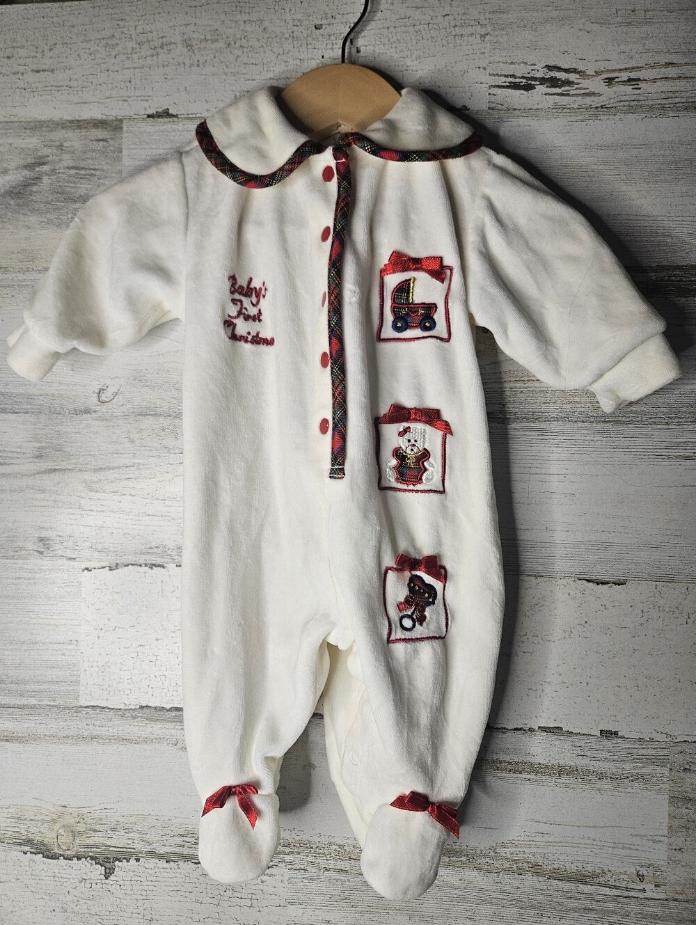 Vintage Christmas Onsie 0-3 Month Baby Christmas Outfit Like new Velvet Cotton